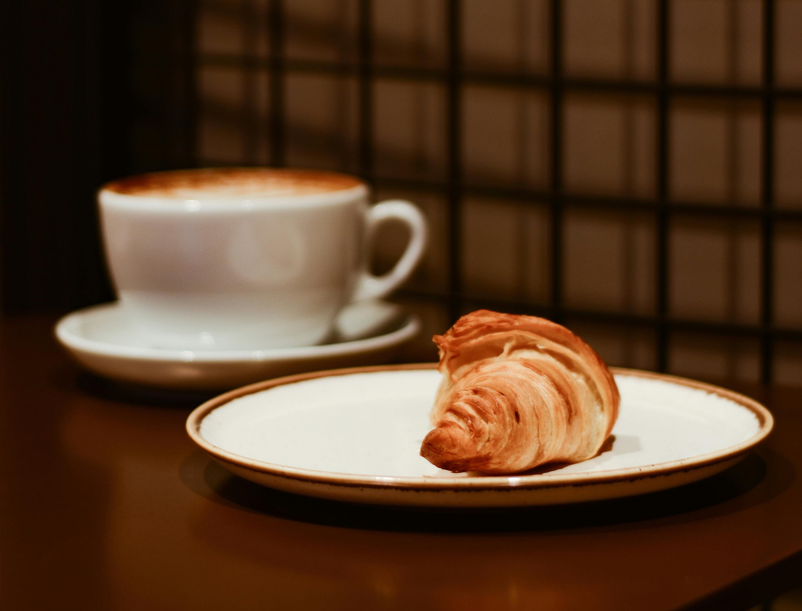 Croissant & coffee.jpg
